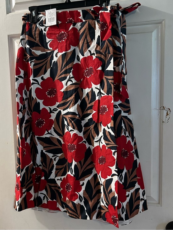 kate spade Dresses & Skirts - kate spade Red, Black & Brown Floral A-Line Skirt